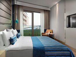 Crowne Plaza Istanbul Florya by IHG