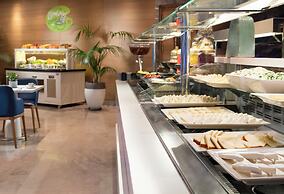 Crowne Plaza Istanbul Florya by IHG