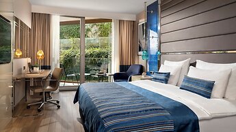 Crowne Plaza Istanbul Florya by IHG