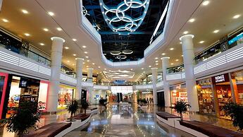 Crowne Plaza Istanbul Florya by IHG