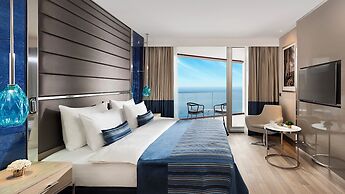 Crowne Plaza Istanbul Florya by IHG