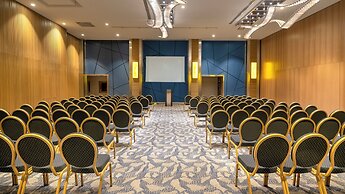 Crowne Plaza Istanbul Florya by IHG