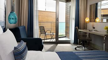 Crowne Plaza Istanbul Florya by IHG