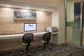 Hampton Inn by Hilton Merida