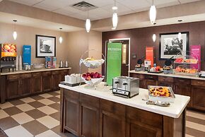 Hampton Inn Lincoln Airport