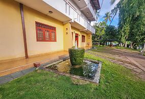 Airport Green View Resort