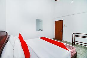 Airport Green View Resort