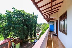 Airport Green View Resort