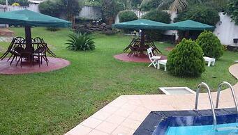 Airport Green View Resort