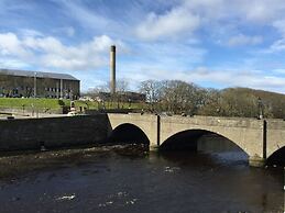 Riverside Apartments