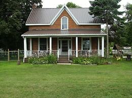 Sandbanks Beach Resort