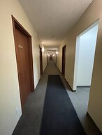 Circle 6 Motel