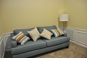 Universal Studio's Area Apt by CozyKey