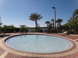 Universal Studio's Area Apt by CozyKey