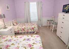 Universal Studio's Area Apt by CozyKey