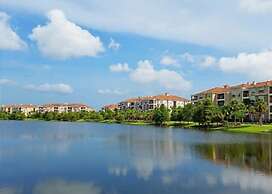 Universal Studio's Area Apt by CozyKey