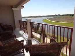 Universal Studio's Area Apt by CozyKey