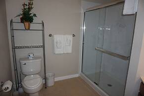 Universal Studio's Area Apt by CozyKey