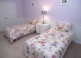 Universal Studio's Area Apt by CozyKey