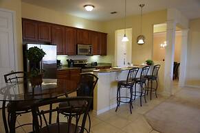 Universal Studio's Area Apt by CozyKey