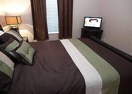 Universal Studio's Area Apt by CozyKey