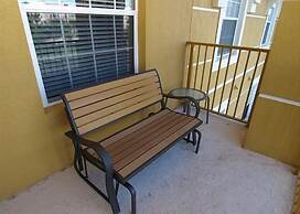 Universal Studio's Area Apt by CozyKey