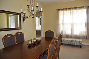 Universal Studio's Area Apt by CozyKey