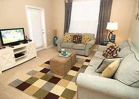 Universal Studio's Area Apt by CozyKey