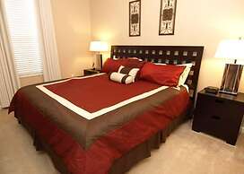 Universal Studio's Area Apt by CozyKey