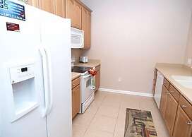 Universal Studio's Area Apt by CozyKey