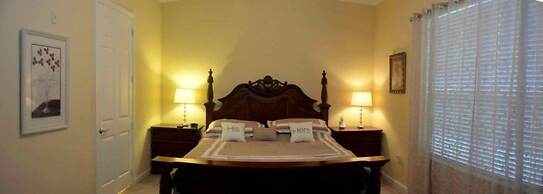 Universal Studio's Area Apt by CozyKey