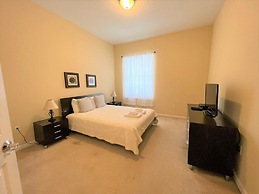 Universal Studio's Area Apt by CozyKey