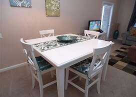 Universal Studio's Area Apt by CozyKey