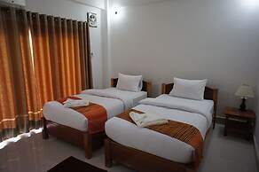 The Grand Riverside Hotel