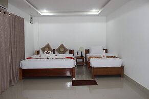 The Grand Riverside Hotel