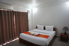 The Grand Riverside Hotel