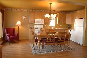Travelodge by Wyndham Drummondville
