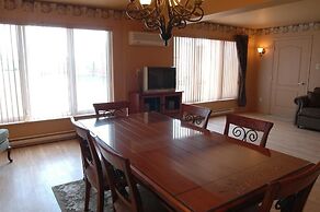 Travelodge by Wyndham Drummondville