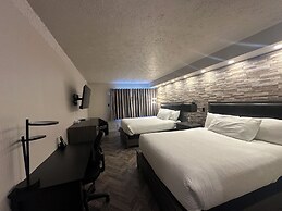 Travelodge by Wyndham Drummondville