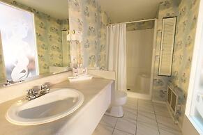 Travelodge by Wyndham Drummondville
