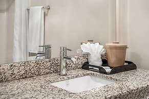 Glen Lyon Inn & Suites