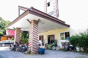 OYO 384 Ban Sabaidee