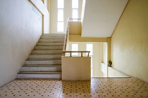 OYO 384 Ban Sabaidee