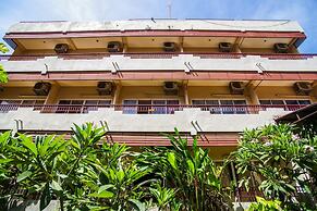 OYO 384 Ban Sabaidee