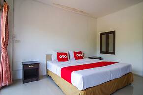 OYO 384 Ban Sabaidee