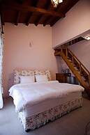 Yi-He Golden Homestay