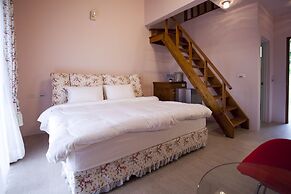 Yi-He Golden Homestay