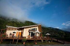 Yi-He Golden Homestay
