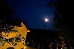 Yi-He Golden Homestay