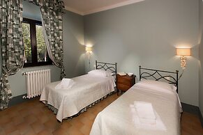 Poggiovalle Tenuta Italiana